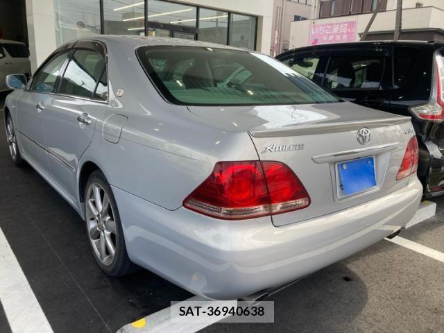 Toyota CROWN SEDAN 2007-06 8073371-2