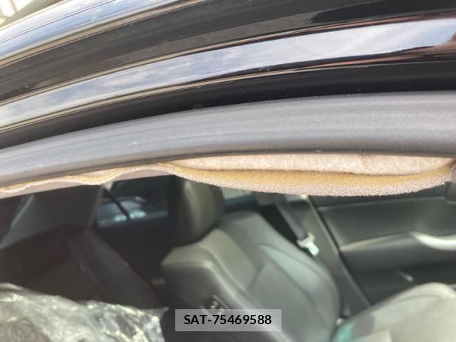 Toyota CROWN SEDAN 2012-08 8073368-13