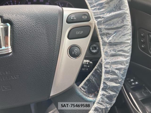 Toyota CROWN SEDAN 2012-08 8073368-19