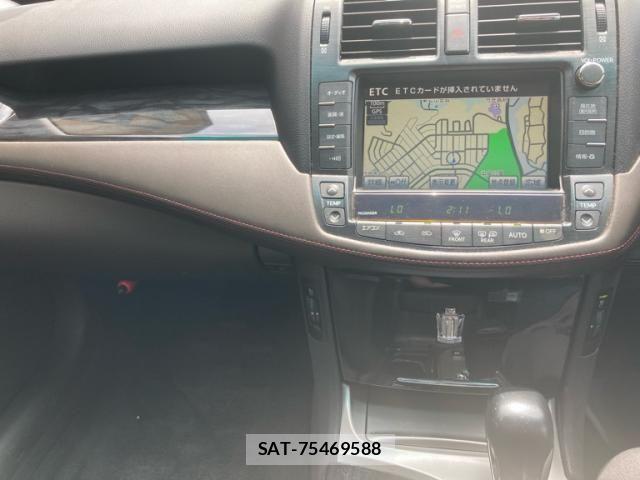 Toyota CROWN SEDAN 2012-08 8073368-20