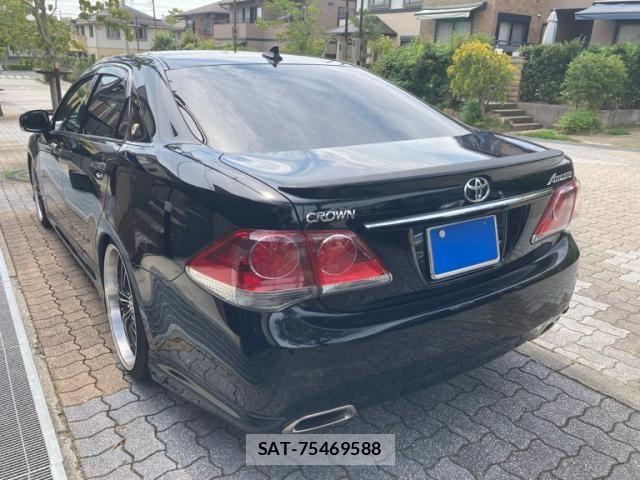 Toyota CROWN SEDAN 2012-08 8073368-5