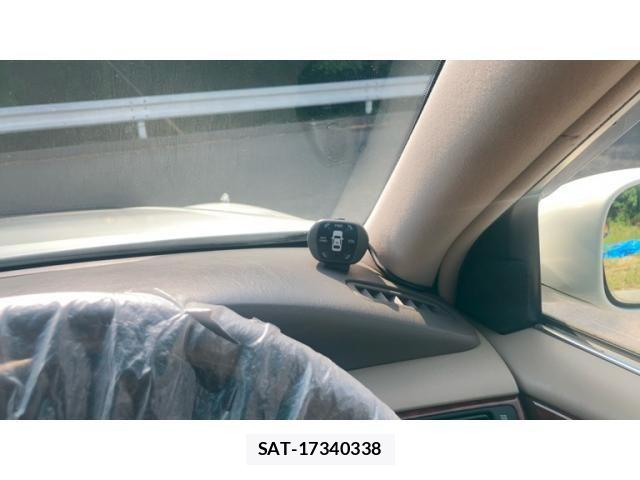 Toyota CROWN SEDAN 2001-05 8073370-12