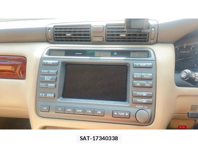 Toyota CROWN SEDAN 2001-05 8073370-14