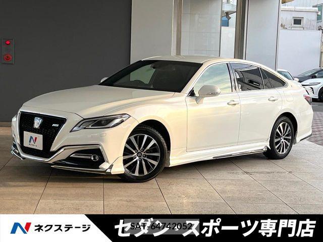Toyota CROWN SEDAN 2018-06 8073361-0