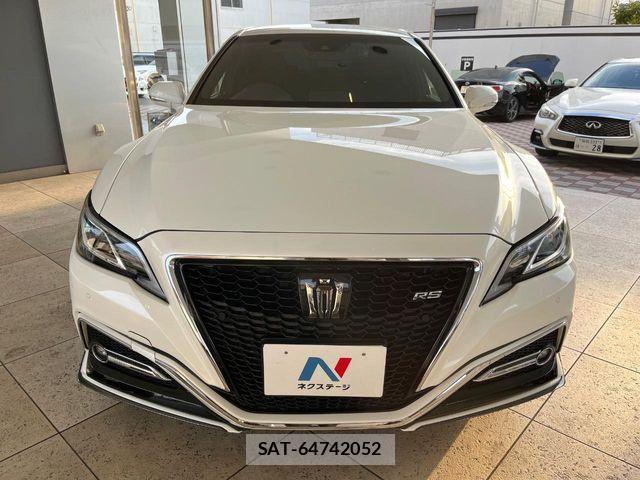 Toyota CROWN SEDAN 2018-06 8073361-13