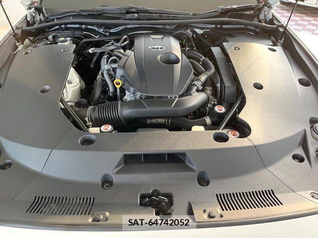 Toyota CROWN SEDAN 2018-06 8073361-17