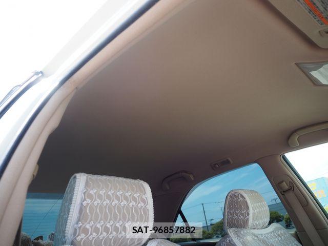 Toyota CROWN SEDAN 2002-03 8073364-24