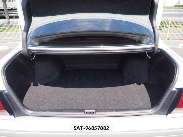 Toyota CROWN SEDAN 2002-03 8073364-25