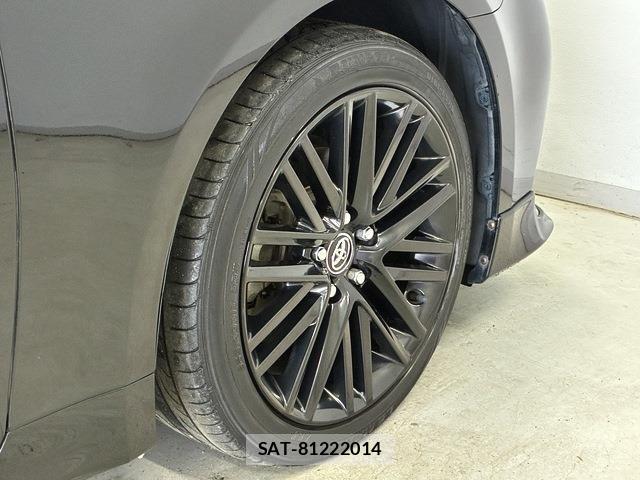 Toyota CROWN SEDAN 2017-02 8073362-23
