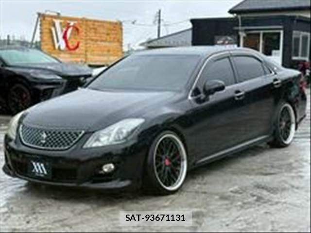 Toyota CROWN SEDAN 2009-08 8098642-3
