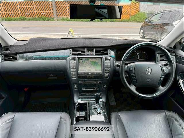Toyota CROWN SEDAN 2007-09 8098647-15