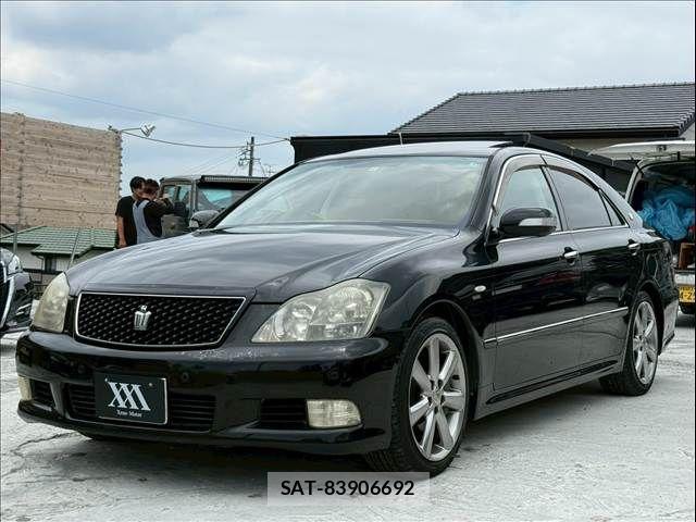 Toyota CROWN SEDAN 2007-09 8098647-3