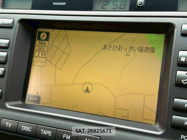Toyota CROWN SEDAN 2002-11 8098645-13