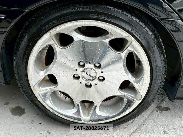Toyota CROWN SEDAN 2002-11 8098645-19