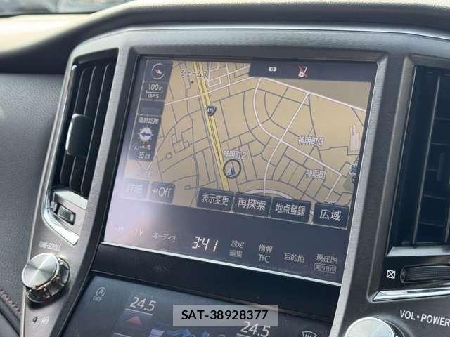 Toyota CROWN SEDAN 2016-11 8098638-13