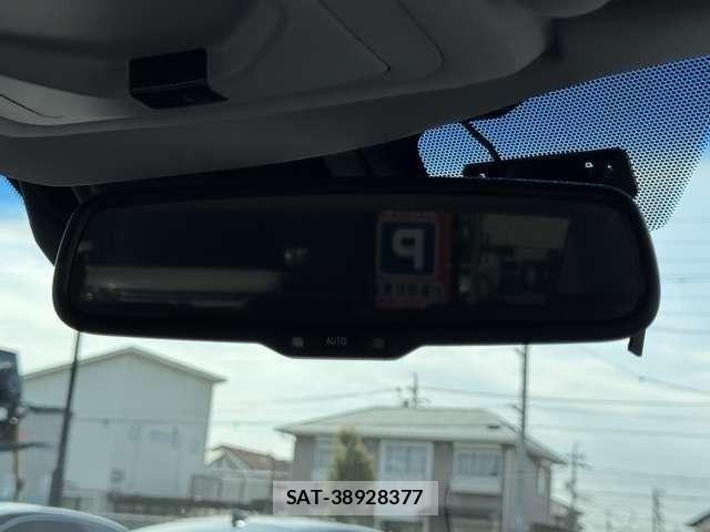 Toyota CROWN SEDAN 2016-11 8098638-27
