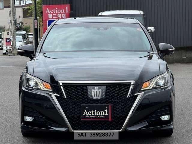 Toyota CROWN SEDAN 2016-11 8098638-3