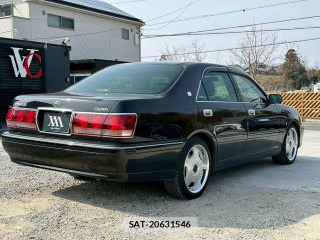 Toyota CROWN SEDAN 2003-08 8098643-5