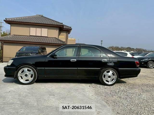Toyota CROWN SEDAN 2003-08 8098643-8
