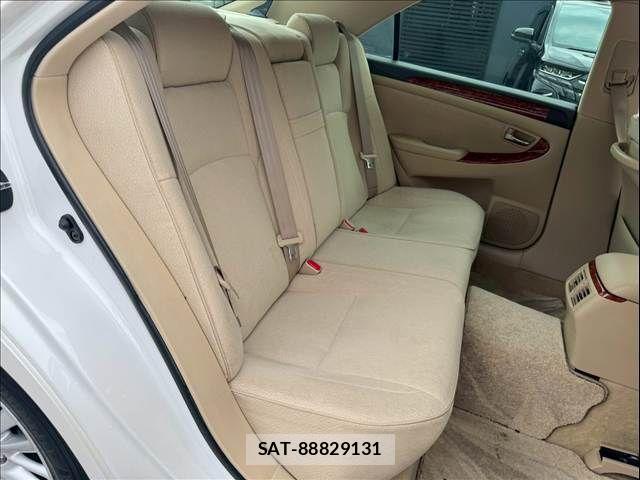 Toyota CROWN SEDAN 2005-06 8098649-11