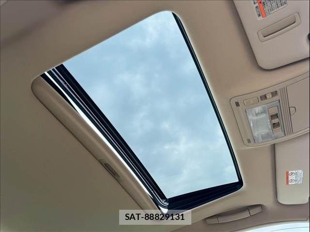 Toyota CROWN SEDAN 2005-06 8098649-12