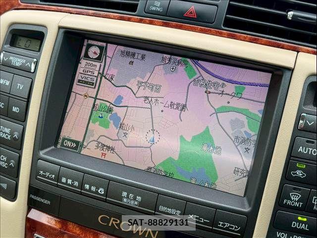 Toyota CROWN SEDAN 2005-06 8098649-13