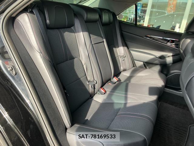 Toyota CROWN SEDAN 2017-12 8129499-15