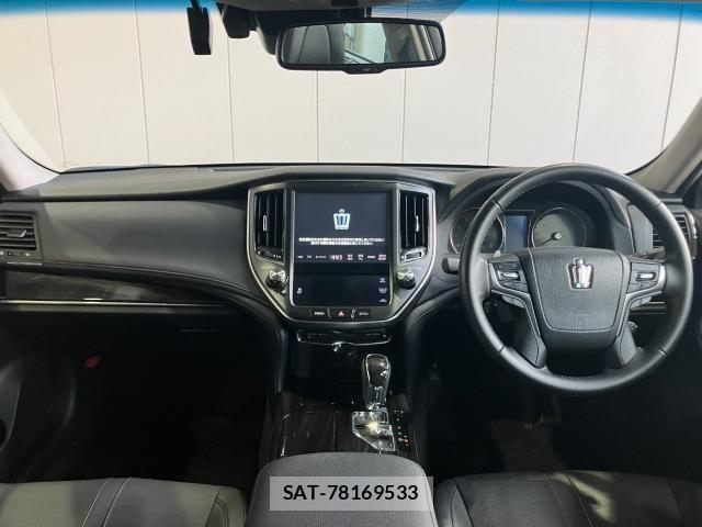 Toyota CROWN SEDAN 2017-12 8129499-5
