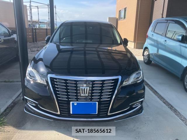 Toyota CROWN SEDAN 2017-10 8129500-0