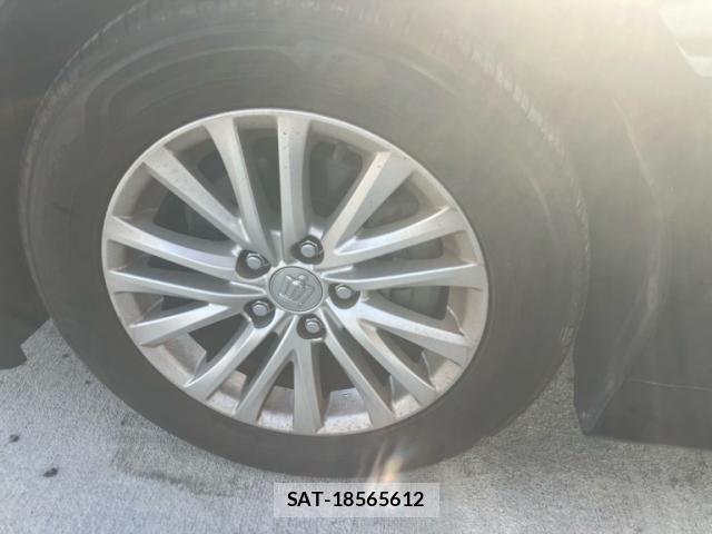 Toyota CROWN SEDAN 2017-10 8129500-8