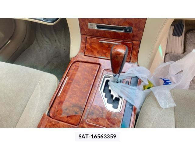 Toyota CROWN SEDAN 2005-11 8129508-15
