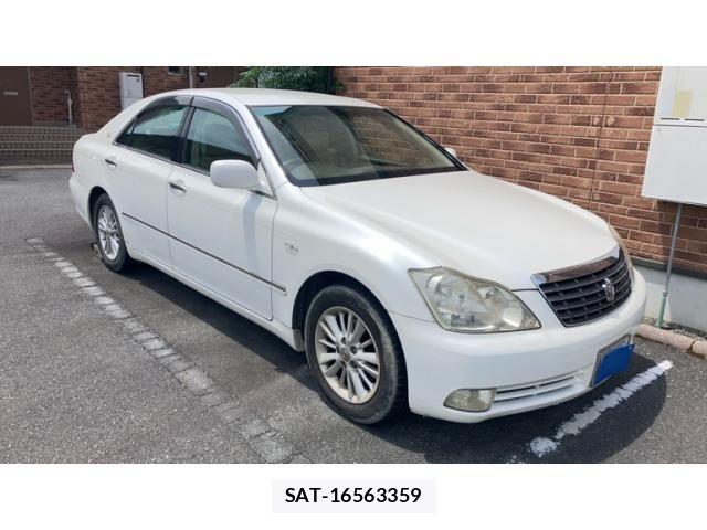 Toyota CROWN SEDAN 2005-11 8129508-1
