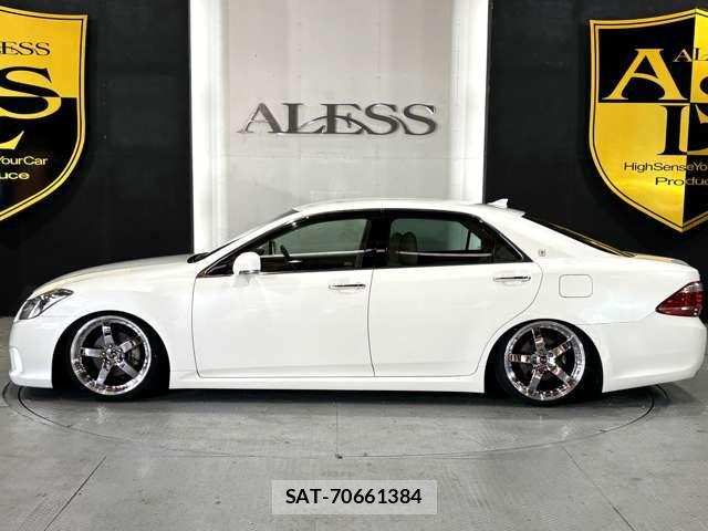 Toyota CROWN SEDAN 2010-09 8145621-9
