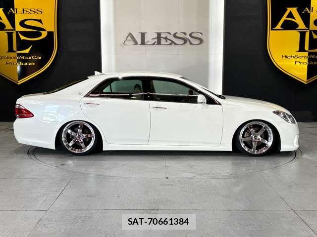 Toyota CROWN SEDAN 2010-09 8145621-14