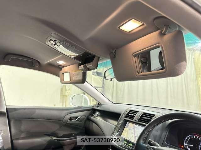 Toyota CROWN SEDAN 2009-02 8158202-25