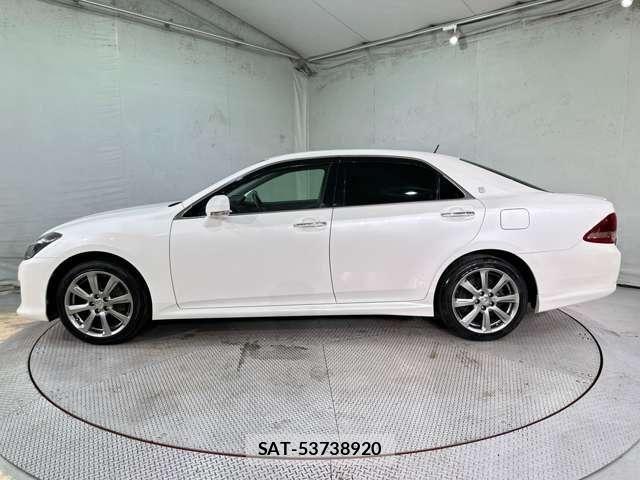 Toyota CROWN SEDAN 2009-02 8158202-7