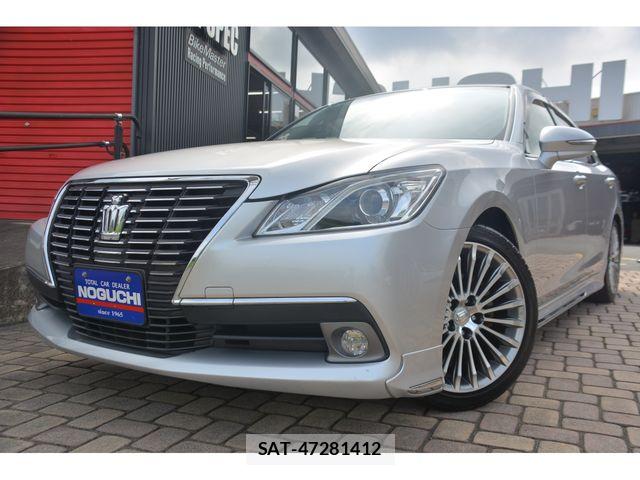 Toyota CROWN SEDAN 2012-12 8158203-0