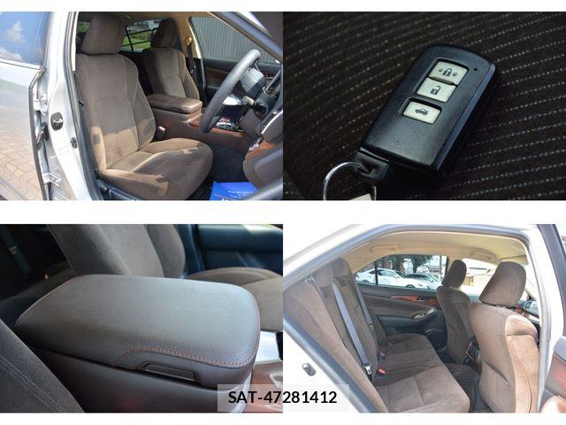 Toyota CROWN SEDAN 2012-12 8158203-28