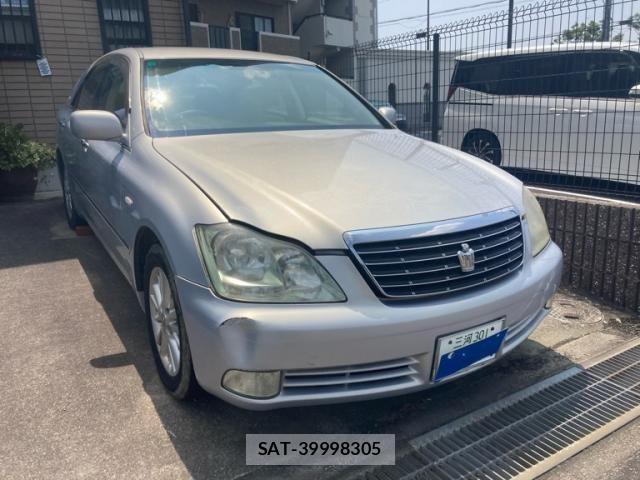Toyota CROWN SEDAN 2005-04 8158207-0