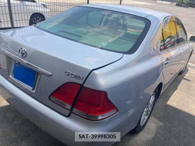 Toyota CROWN SEDAN 2005-04 8158207-3