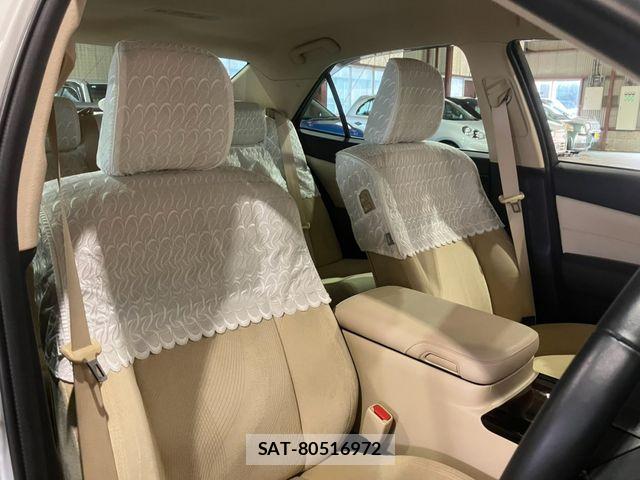 Toyota CROWN SEDAN 2016-09 8207008-7