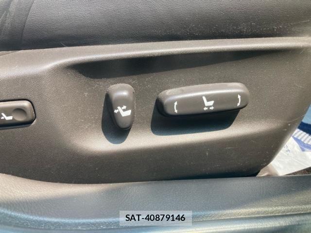 Toyota CROWN SEDAN 2011-10 8229387-13