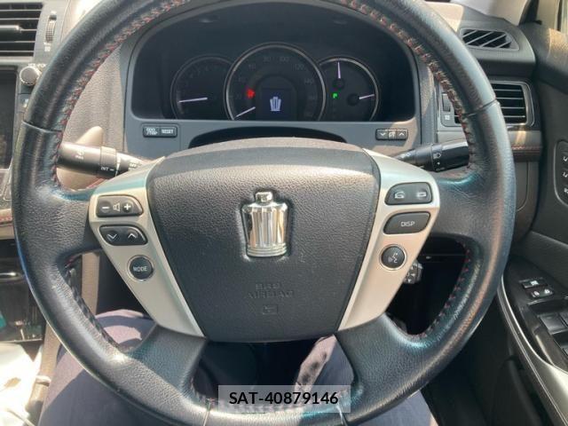 Toyota CROWN SEDAN 2011-10 8229387-14