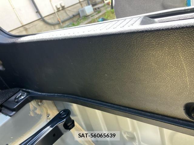 Toyota CROWN SEDAN 2011-10 8229389-23