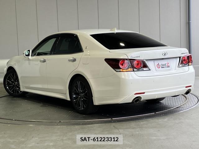 Toyota CROWN SEDAN 2016-01 8229379-28