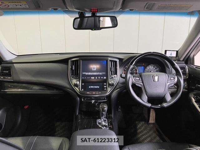 Toyota CROWN SEDAN 2016-01 8229379-5