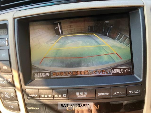 Toyota CROWN SEDAN 2007-09 8229402-17