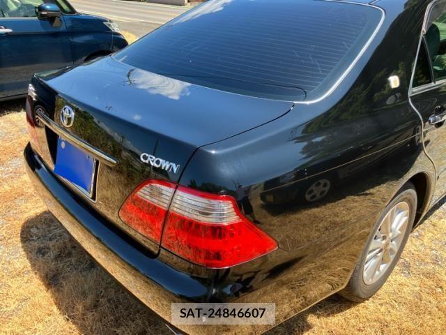 Toyota CROWN SEDAN 2007-04 8229403-10