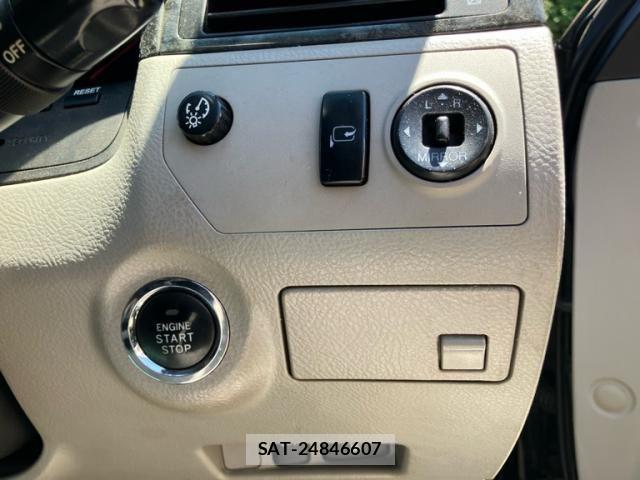 Toyota CROWN SEDAN 2007-04 8229403-14