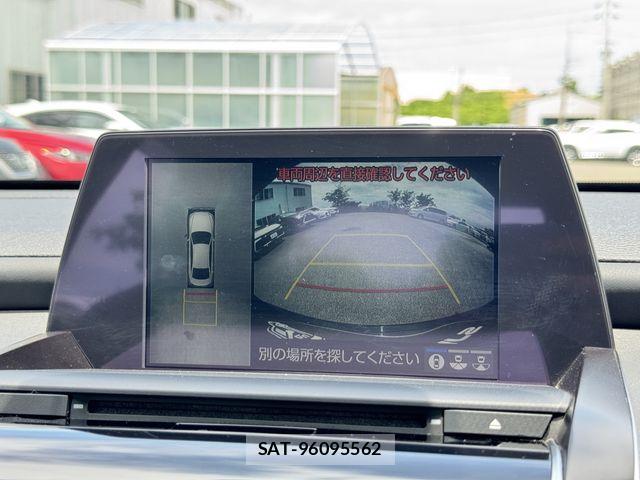 Toyota CROWN SEDAN 2020-08 8244905-4